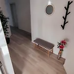 House Vertel Lägenhet *
